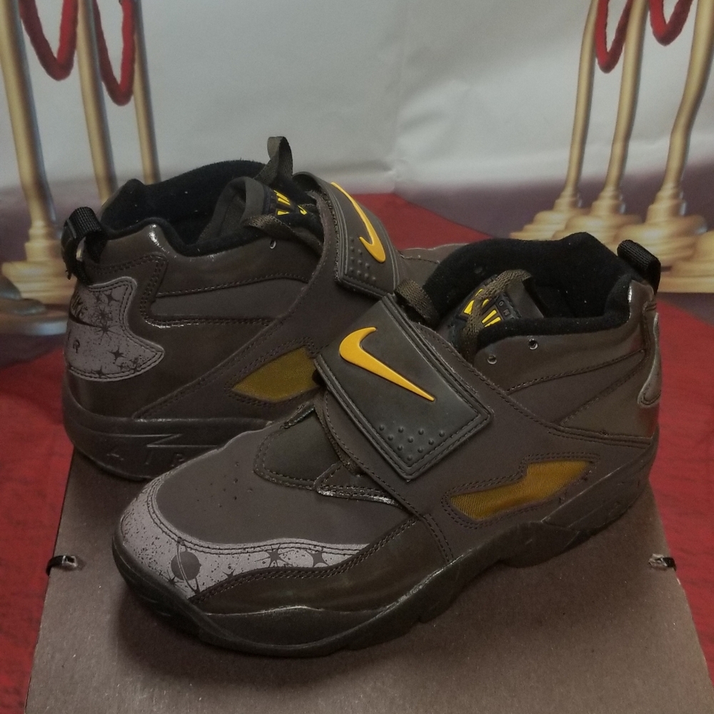 Nike Deion Sanders shoes